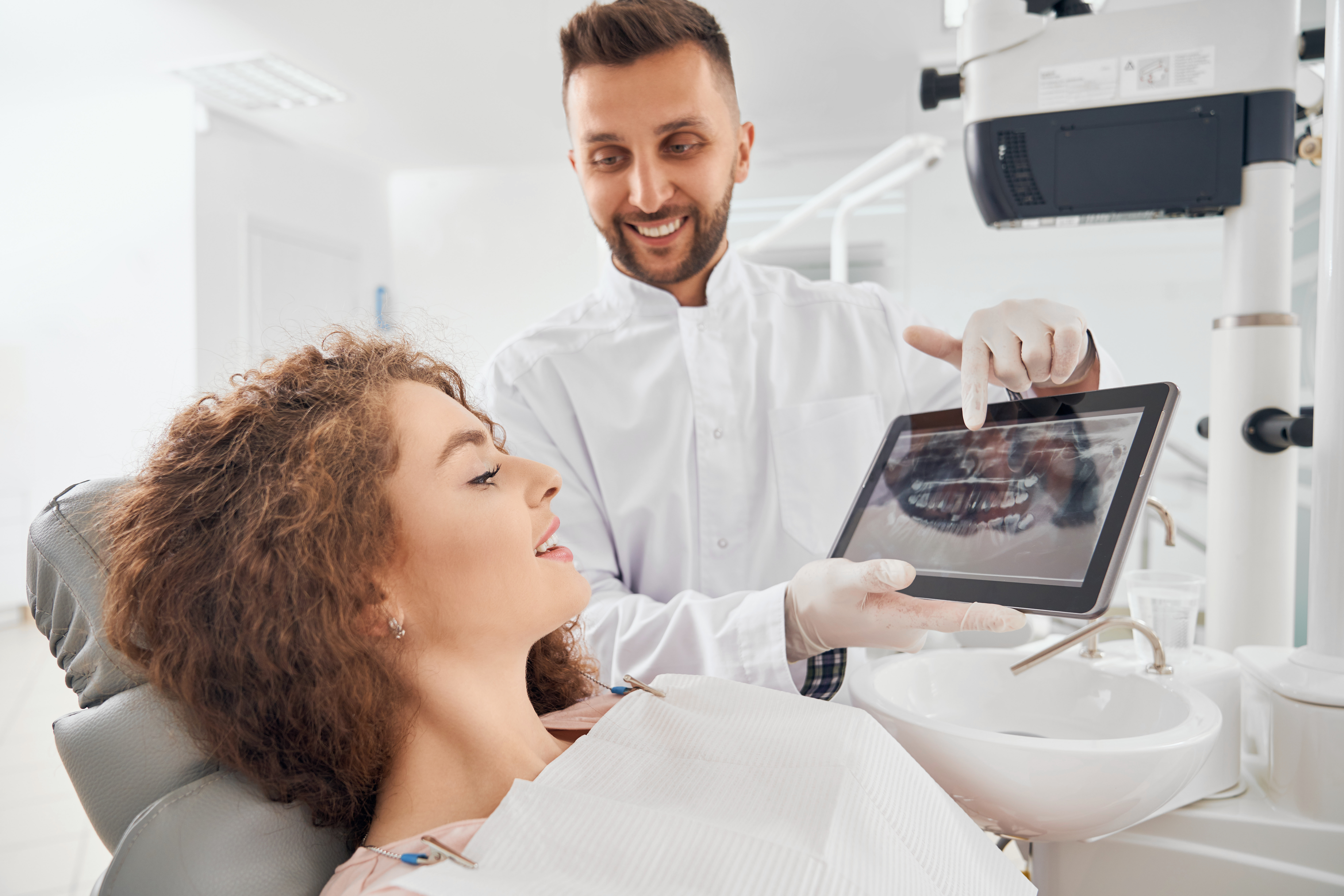 How SeaChat Voice AI Offers 24/7 Dental Support for Inbound Calls